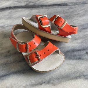 Sea Wees sandals